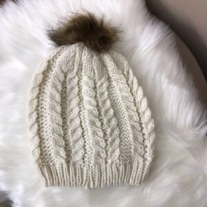 Tan Short Slouch Beanie with Faux-Fur Pom, EUC